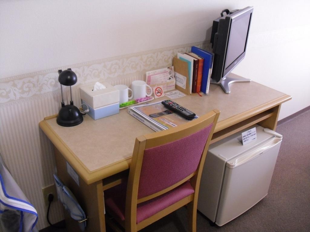 Toyoko Inn Hokkaido Sapporo-Eki Nishi-Guchi Hokudai Mae Εξωτερικό φωτογραφία