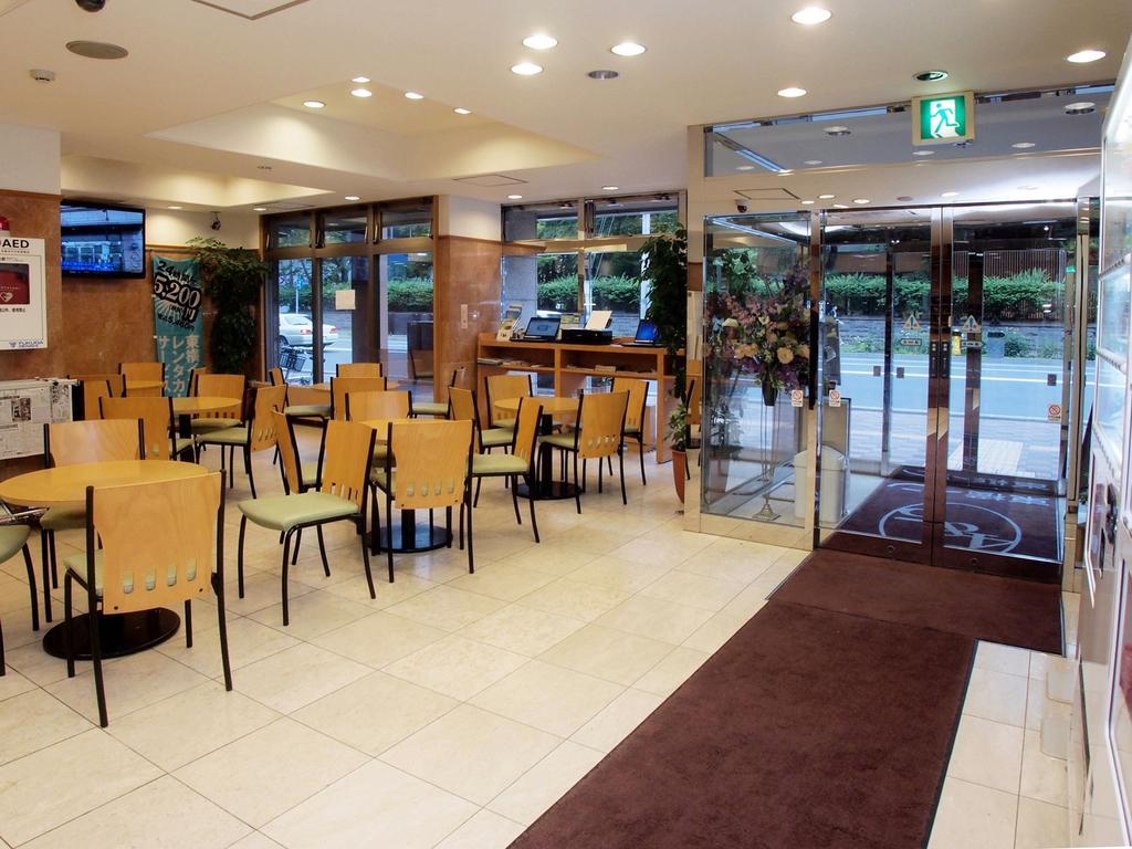 Toyoko Inn Hokkaido Sapporo-Eki Nishi-Guchi Hokudai Mae Εξωτερικό φωτογραφία
